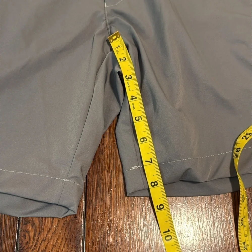 Bloomingdale’s Men's Store Gray Flat Front Nylon Shorts